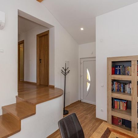 D&D Apartmani Biograd Na Moru Exteriér fotografie